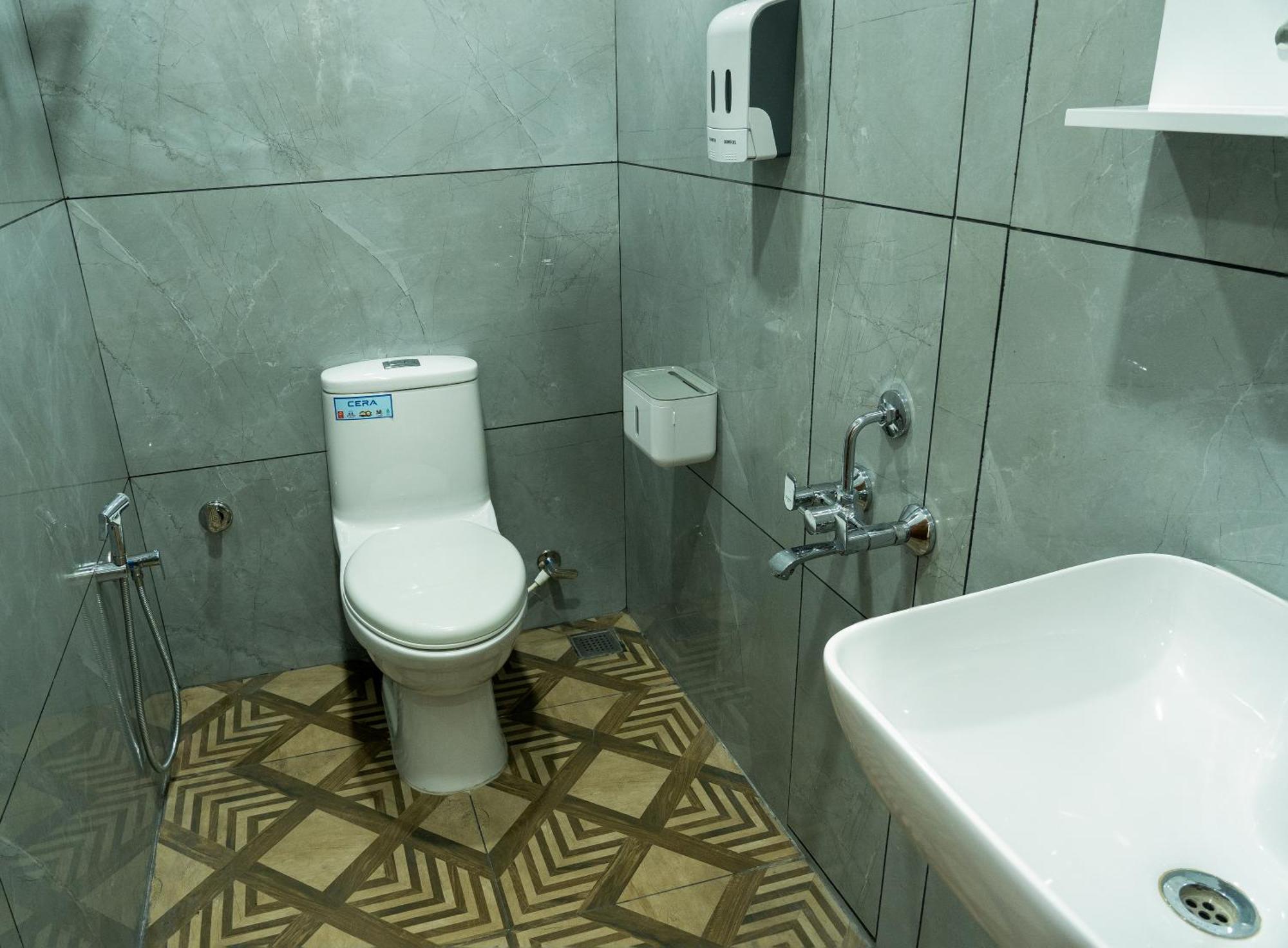 Fly View Airport Residency Ξενοδοχείο Nedumbassery Εξωτερικό φωτογραφία